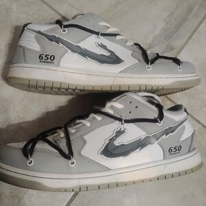 650 Trap Runners Sneakers